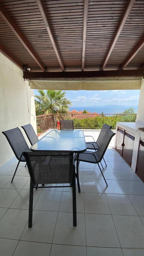 Апартаменты Amazing Sea View Loft, Афитос Экстерьер фото